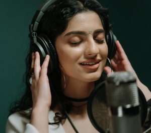 pexels cottonbro 7087164